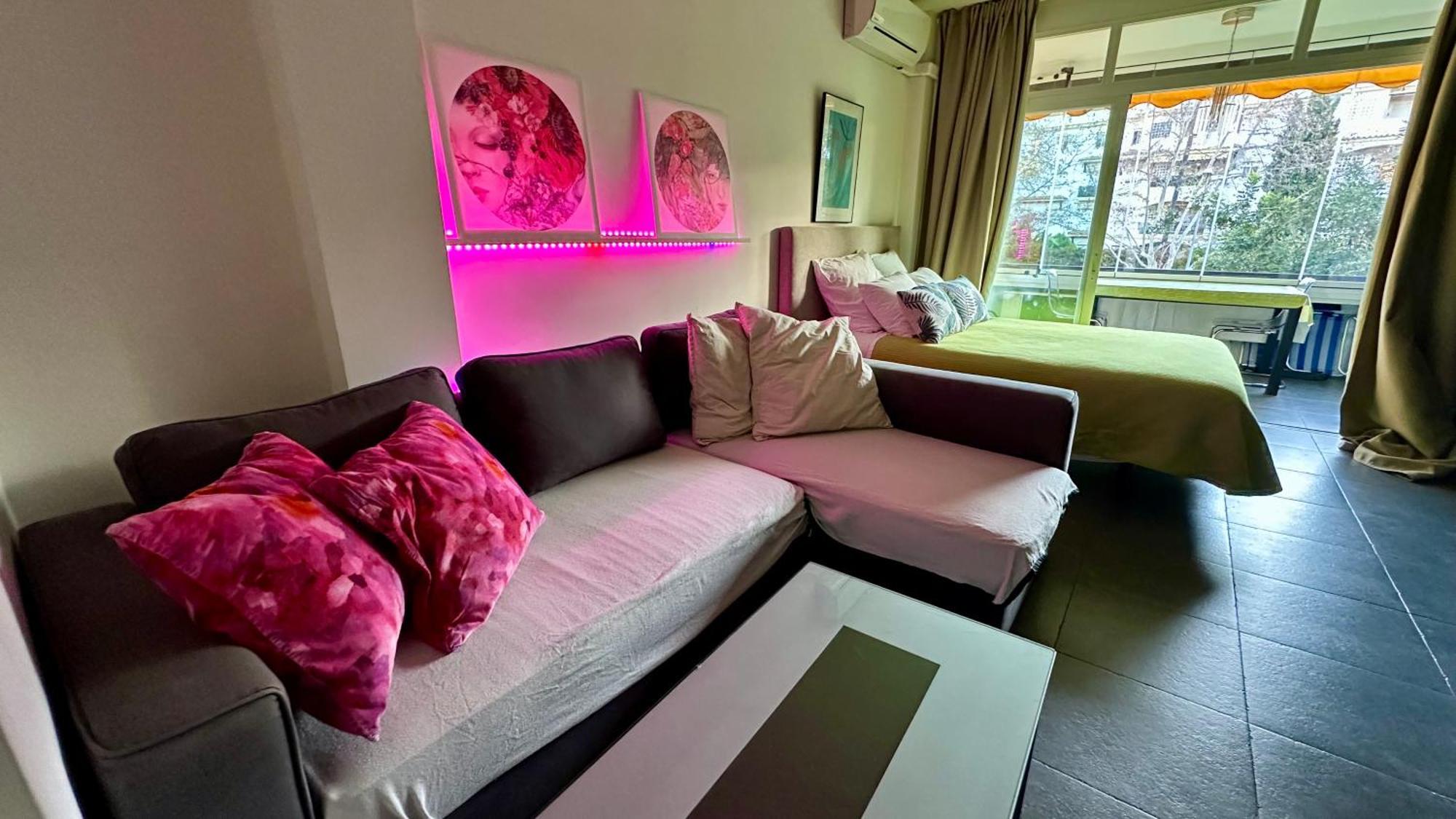 Golden Mile Apartment