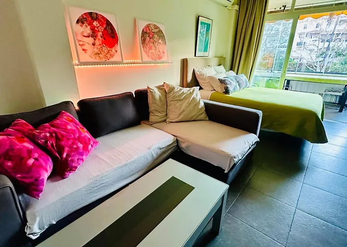 Marbella Studio Golden Mile